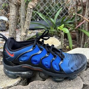 Nike Air Vapormax Plus New York Knicks Crimson DO6679-001 Men's Size 8.5